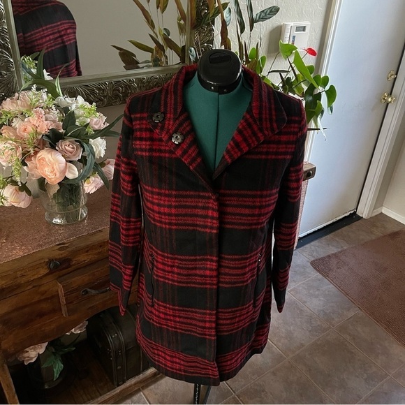 CYN & LUCA Single Breasted Oversized Plaid Coat in Red & Black Plaid NWT. Medium - Picture 3 of 16